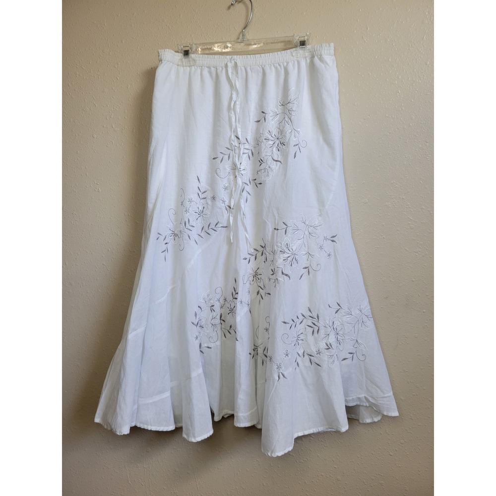 Metro Wear White Cotton Floral Embroidered Maxi Skirt L Boho Cottagecore Tiered